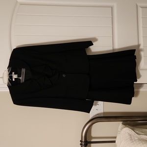 Beautiful Nygard black jacket & skirt sz 10